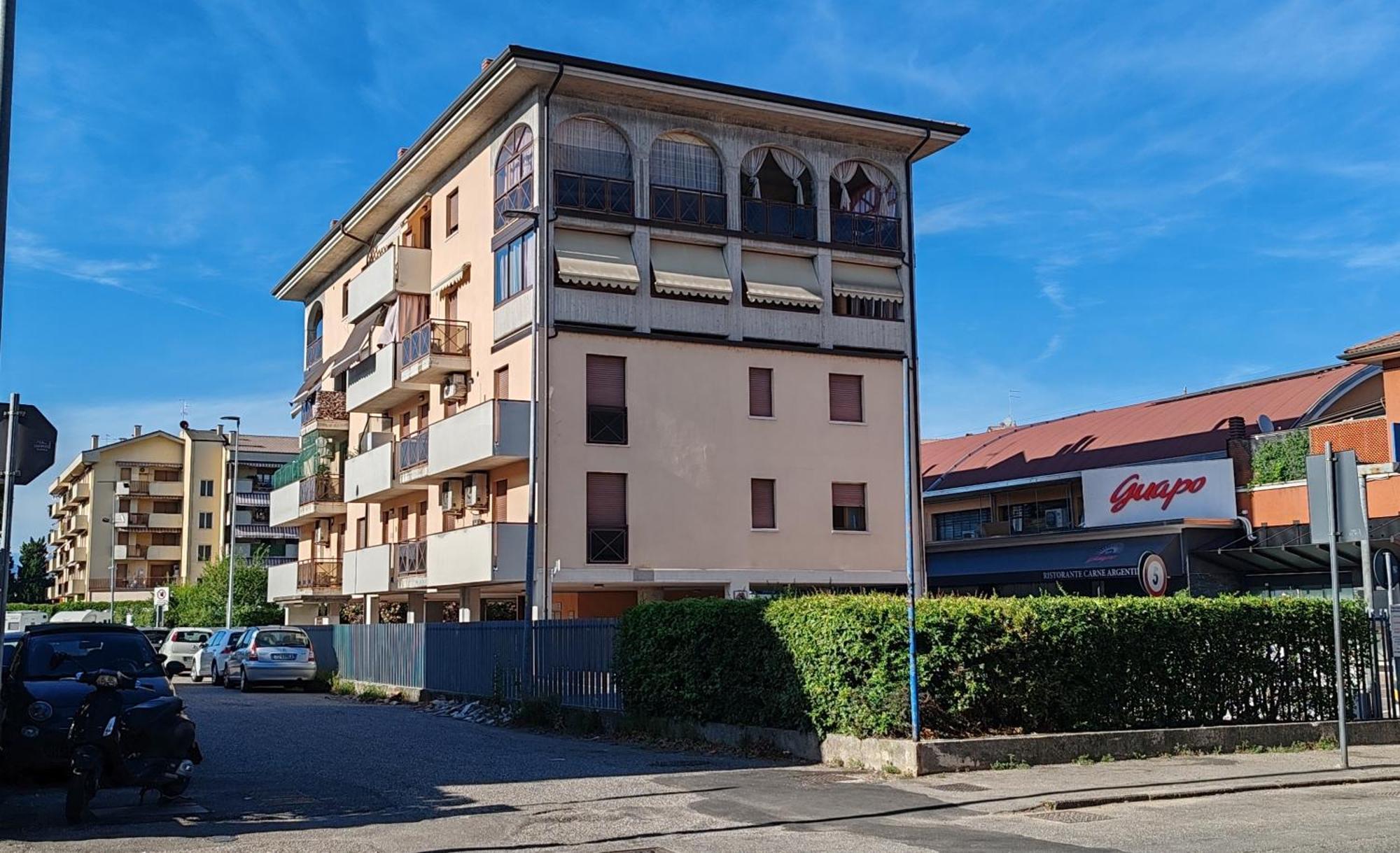 La Casa Di Edo Apartment Verona Exterior photo