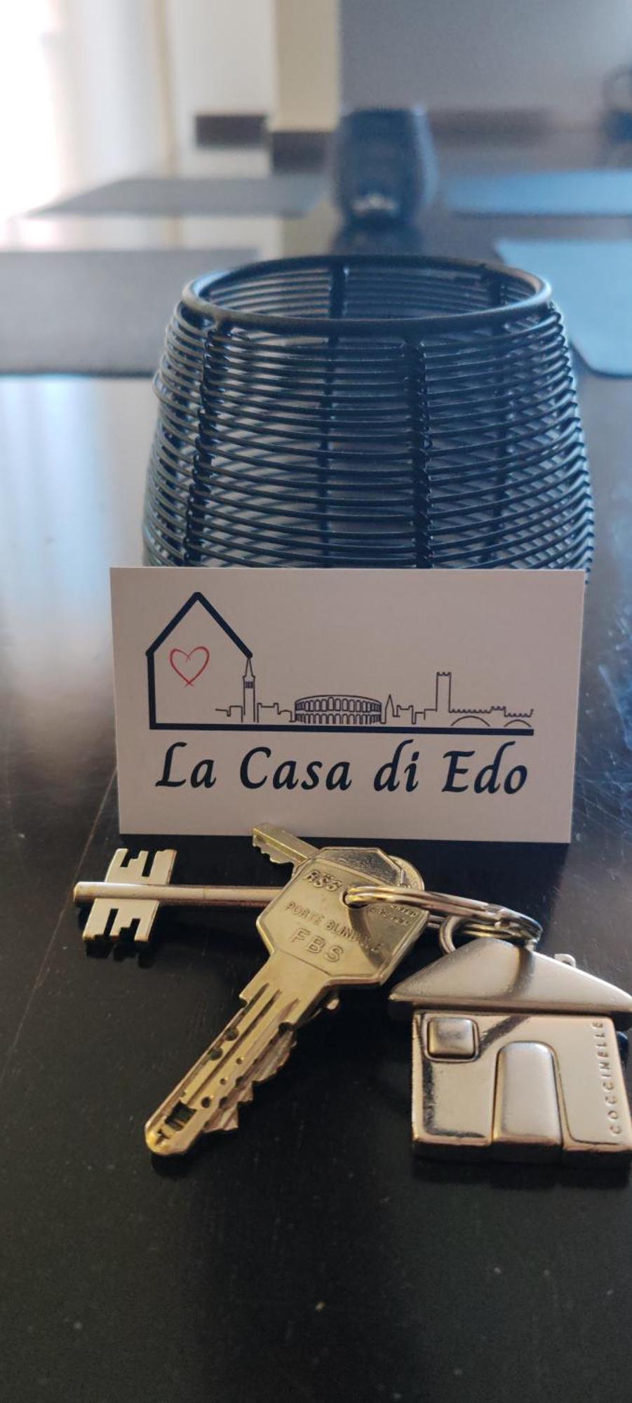 La Casa Di Edo Apartment Verona Exterior photo